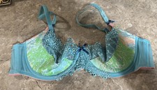 VINTAGE COSMOPOLITAN  BRA!  SIZE 38 B.