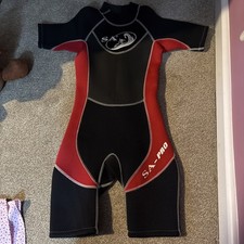 Kids XS Wet Suit Compatible