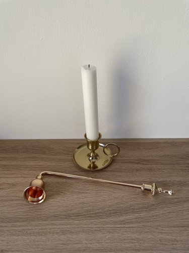 Gold toned metal - gold,