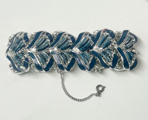 Jewelcraft signed coro - jewelcraft,