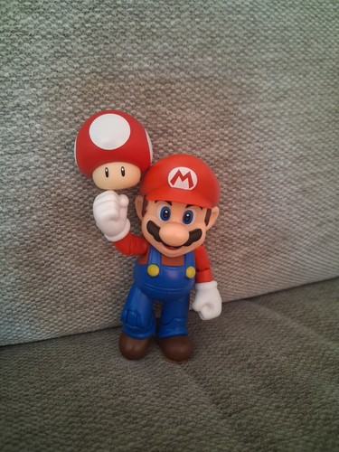 Super mario figure - mario,