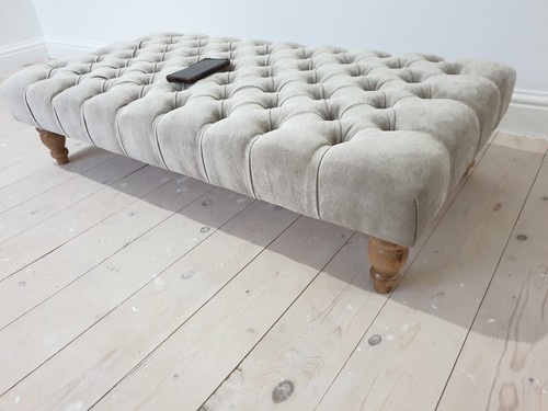 Deep cushioned buttons extra - deep,