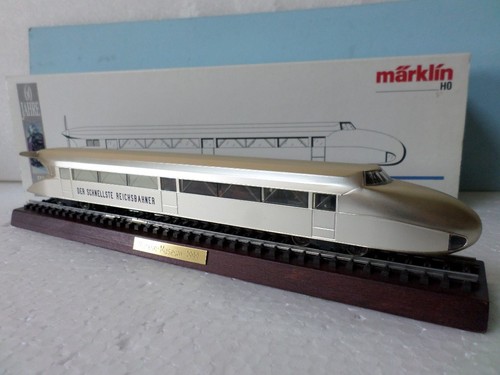 Märklin fast train