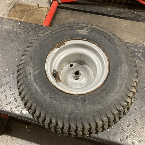 Honda back ride on - 8.50,