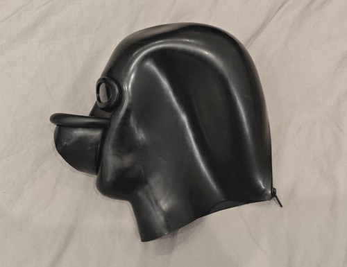 Studio gum heavy rubber - rubber, urinal