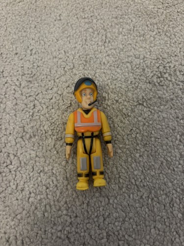 Fireman sam yellow - fireman,