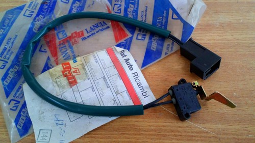 Central locking switch control - locking,