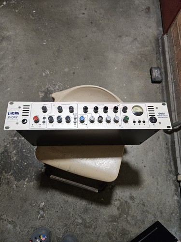 Audio ivory 5051 - 5051, mono