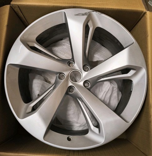 Genuine oem bentley bentayga - bentley,