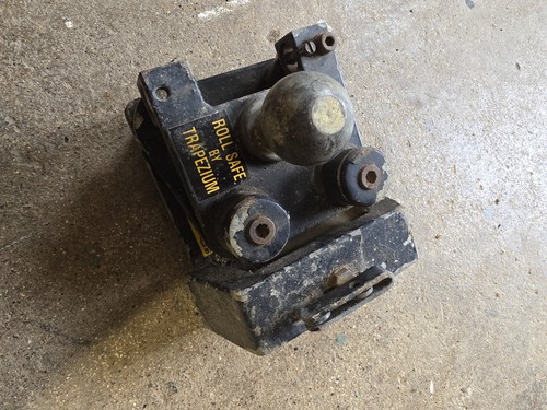 Vintage roll safe - roll, towing
