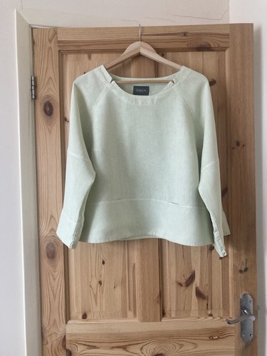 Oska pale green - boxy, linen