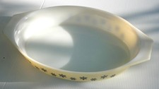 Vintage 1960s/70s Pyrex Gaiety