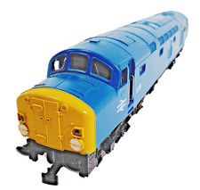 Jouef OO Gauge 8912 Class 40 D285 Whistler Diesel Loco BR Blue Good Runner.