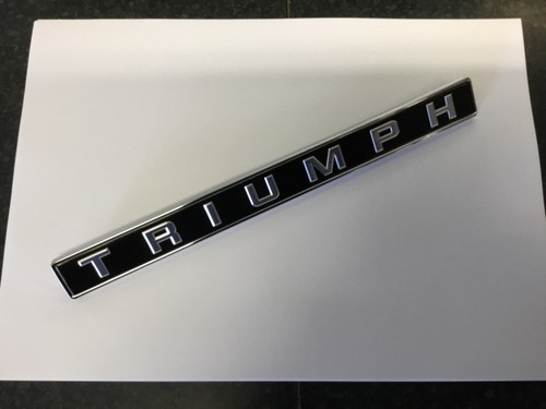 Triumph badge genuine concours - badge,