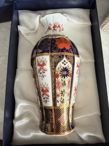 Royal crown derby old imari - derby,