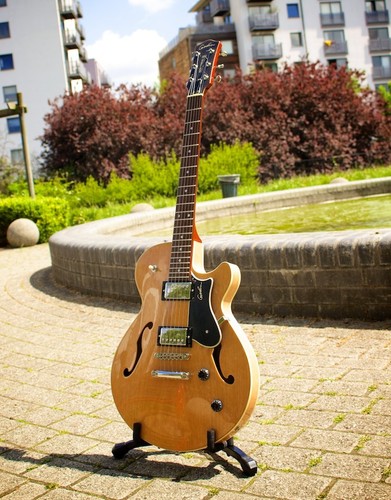 Godin montreal premiere - premiere, hb