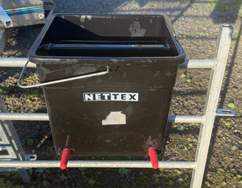 Nettex lamb feeder - nettex, bucket