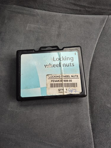 Toyota prius locking wheel - toyota,