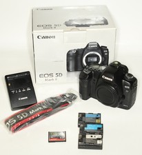 Canon EOS 5D Mark II 21.1MP