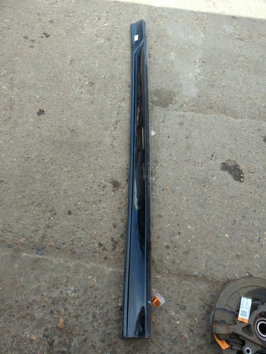 Ford transit side - side, left