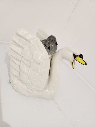 Vintage swan and - and, signets