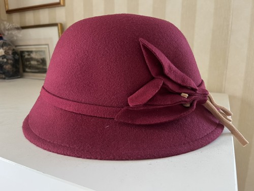 Women bowler hat burgundy - hat,