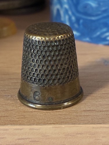 Vintage pewter thimble size - pewter,
