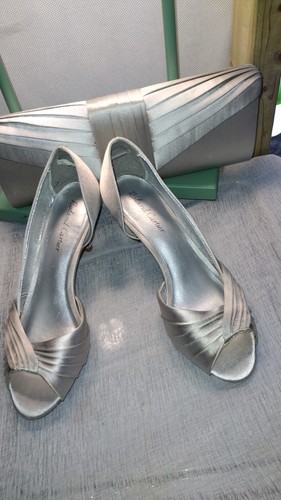 Roland cartier silver low heel - cartier,