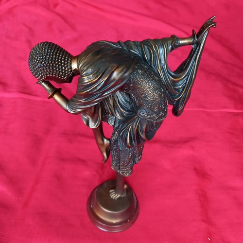 Stunning art deco - stunning,