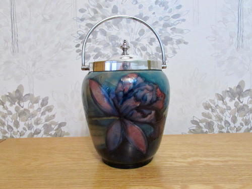 William moorcroft biscuit - moorcroft,,