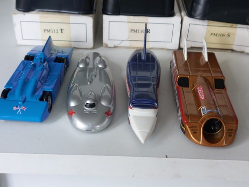 Die cast land speed - x,