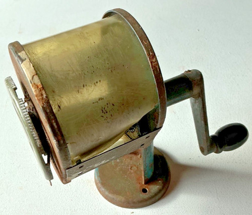 Brinco pencil sharpener model - pencil,