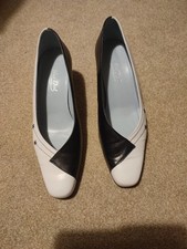 Van Dal Smart Blue And White Court Shoes Size 6.5 D