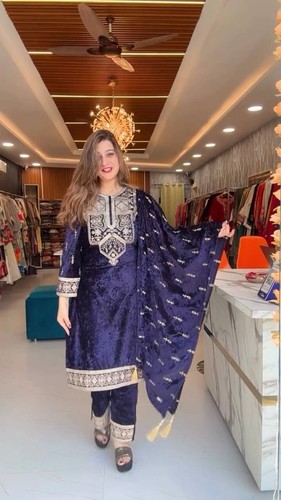 New pakistani gown - new,