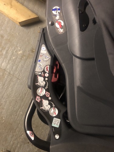 Child britax car seat - child’s,