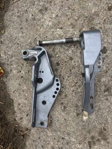 Pair transom brackets 50hp - transom,