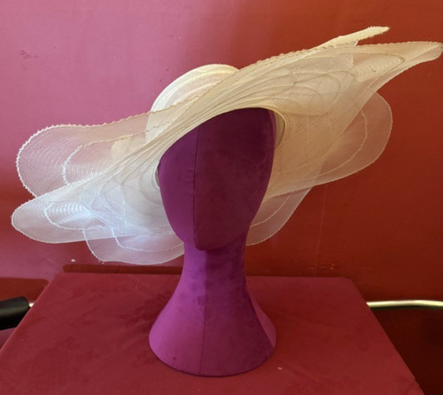 Stunning extra large hat - large,