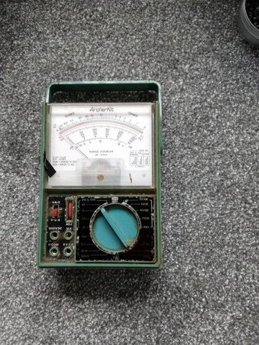 Vintage radio shack 1983 - radio,