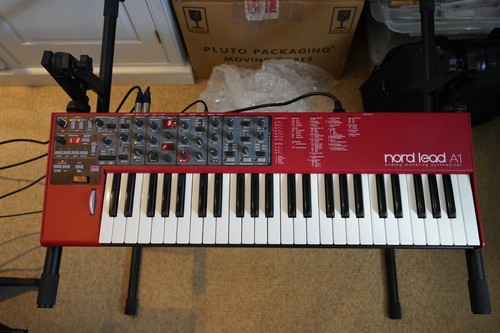 Clavia nord lead - lead,