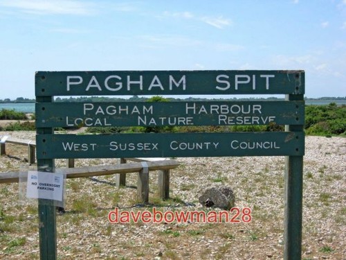 Photo pagham spit sign car - by,