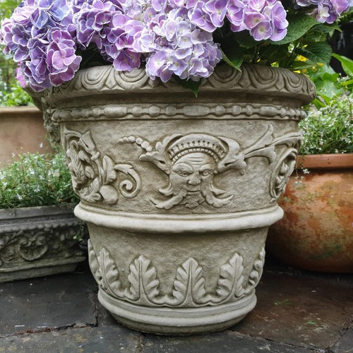 Large florentine style stone - large,