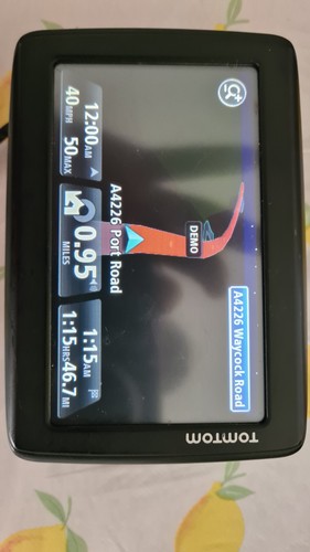 Tomtom 4en42 z1230 sat nav - 4en42,