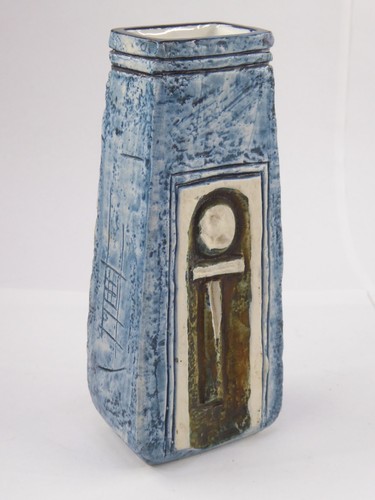 Troika stickman coffin - coffin, vase