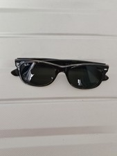 Ray-Ban Wayfarer Sunglasses