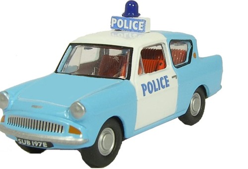 Oxford diecast 76105003 anglia - oxford,