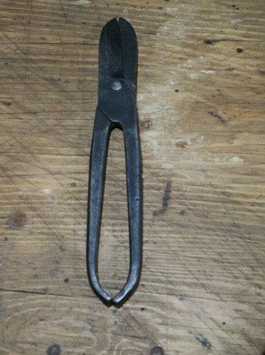 Vintage tin snips - tin,