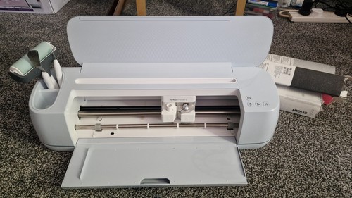 Cricut maker bundle - 3,