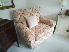 Multiyork Snuggler Large Chair (with removable covers)