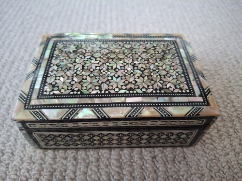 Vintage mother pearl - mother, inlaid