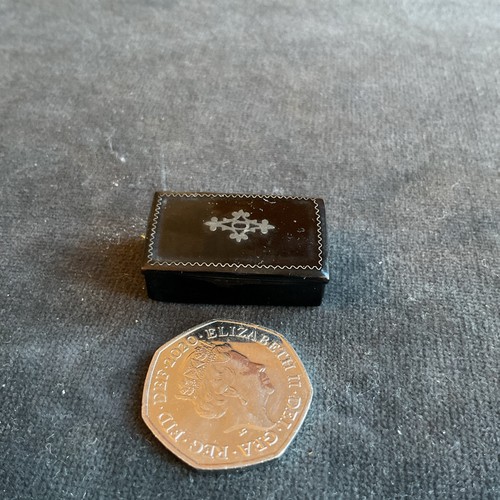 Antique snuff box black papier - antique,